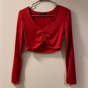SHEIN Long-Sleeved Cropped Red Top